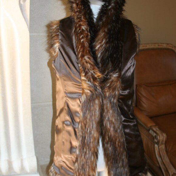 Noriko Brown Fox Faux Fur/ Vest  Size Small - Picture 5 of 14
